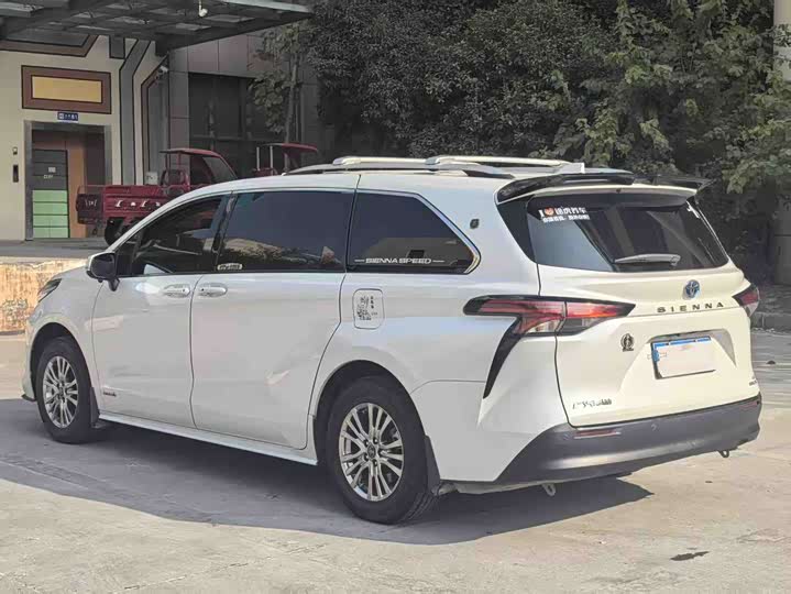 Toyota Sienna 2021 2021款 2.5L混动 豪华版