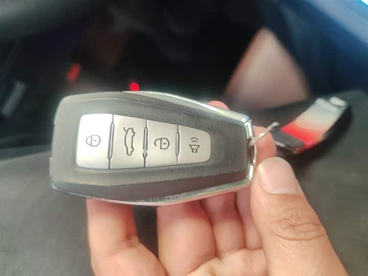 Geely Okavango 2022 2022款 1.8TD DCT豪华型 7座