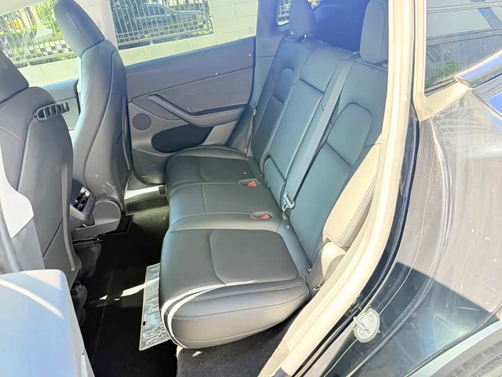 Фото 8 - Tesla Model Y