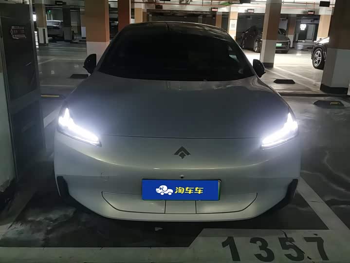 GAC Hyptec GT 2023 2023款 710后驱超充版