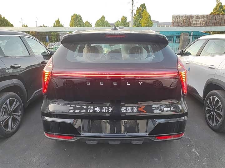 Geely Atlas L 2025 2025款 第四代 1.5TD DCT 山河