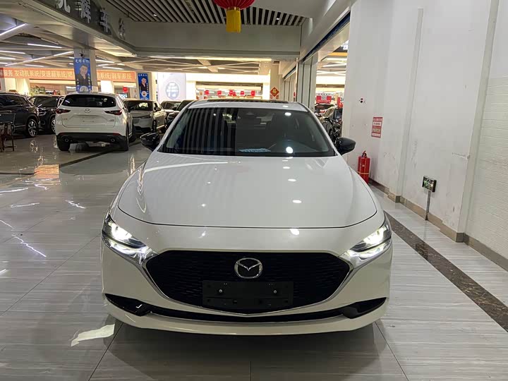 Фото 2 - Mazda 3 (Axela)