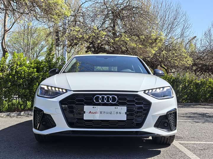 2025 Audi A4L