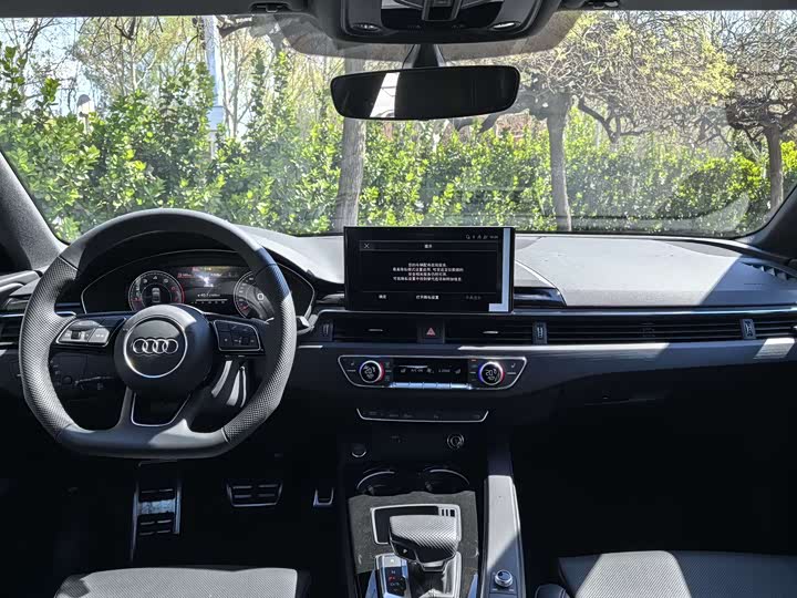 2025 Audi A4L