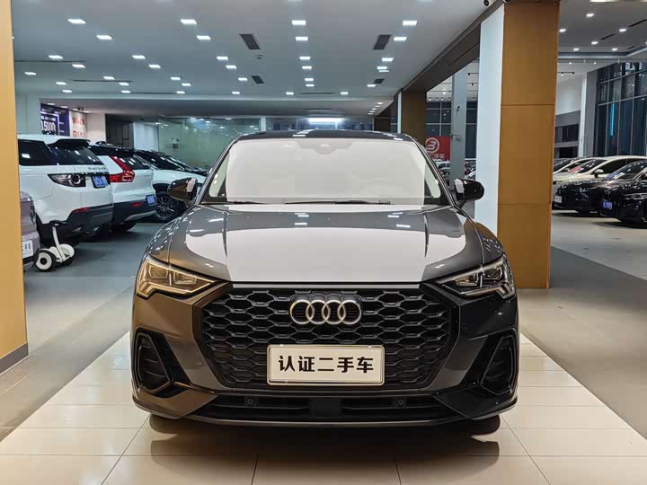 Фото 4 - Audi Q3 Sportback