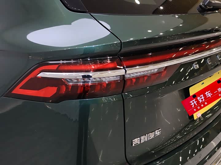 Фото 7 - Geely Monjaro