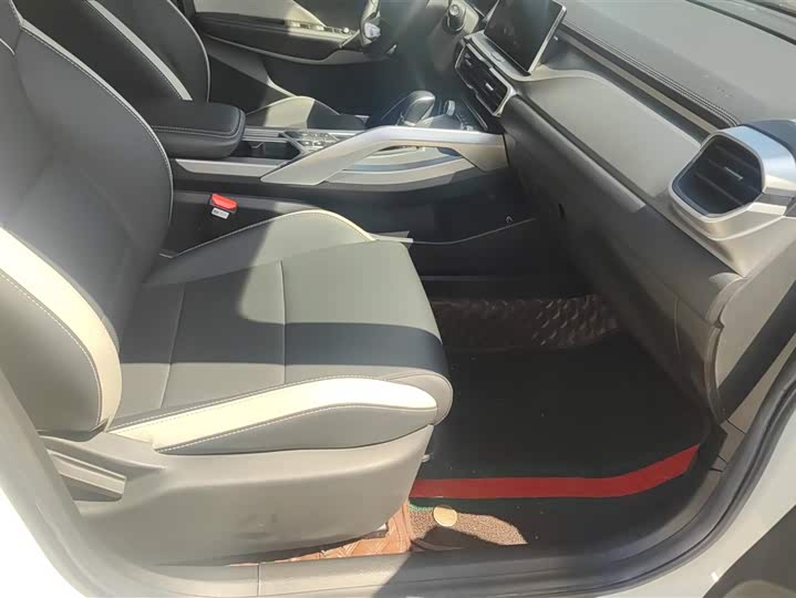 Geely Coolray 2020 2020款 PRO 240T DCT猎手