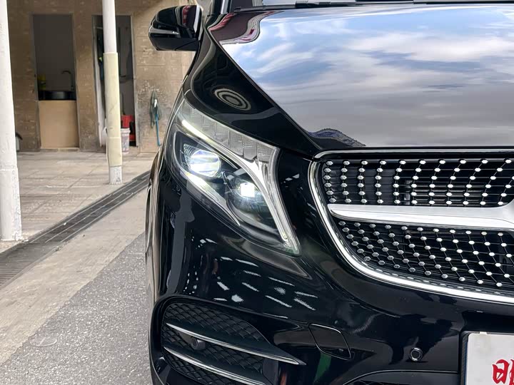 Mercedes-Benz V-Class 2021 2021款 V 260 L 长轴距豪华版