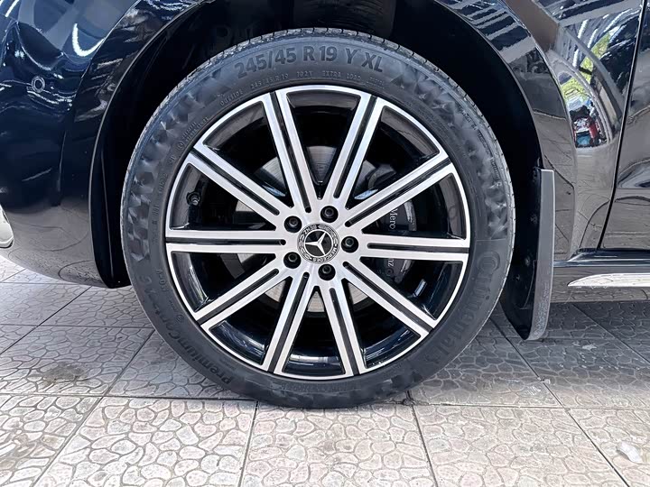 Mercedes-Benz V-Class 2021 2021款 V 260 L 长轴距豪华版