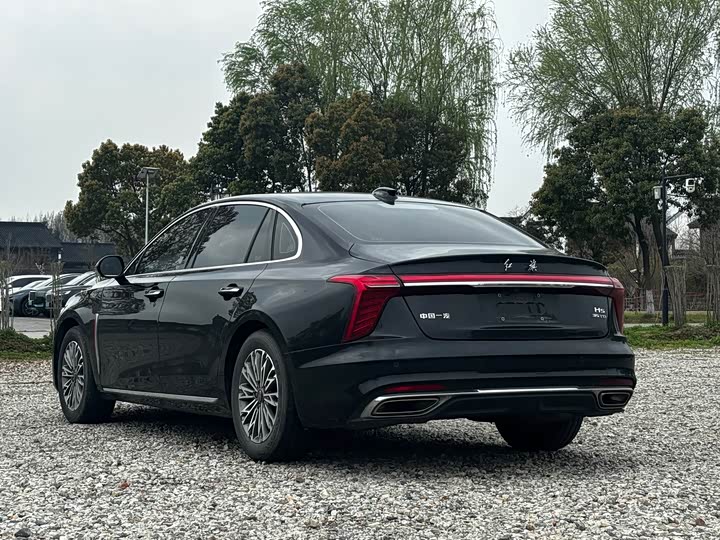 Zdjęcie 4 - Hongqi H5