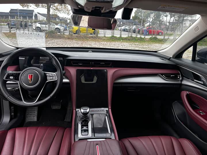 Zdjęcie 8 - Hongqi H5