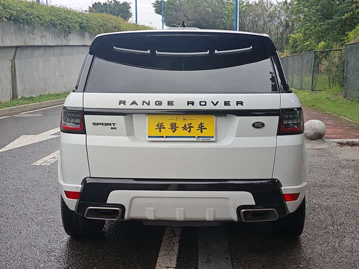صورة 3 - Land Rover Range Rover Sport