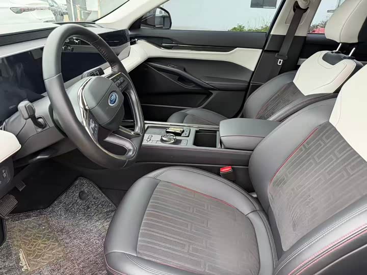 Фото 4 - Ford Mondeo