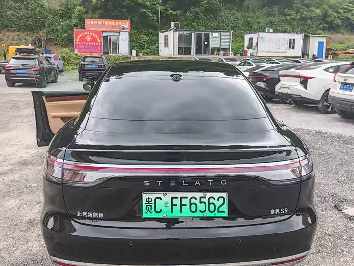 Stelato S9 2026 2026款 增程 Ultra 后驱 53kWh (192线激光雷达）
