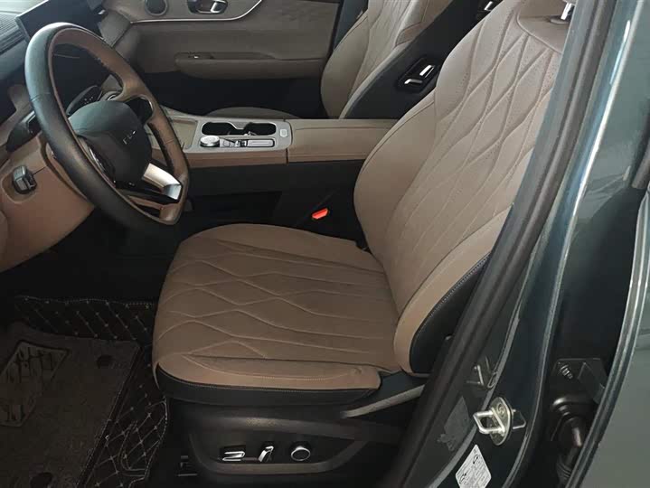 Chery Fulwin T8 2025 2025款 1.5T 130km 尊享版 5座