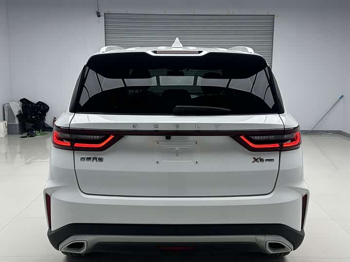 Geely Vision X6 2021 2021款 PRO 1.4T 自动尊贵型