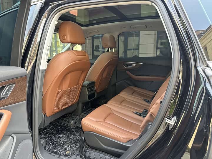 Audi Q7 2021 2021款 45 TFSI quattro S line运动型