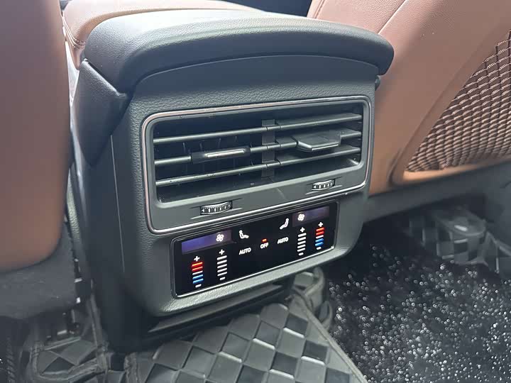 Audi Q7 2021 2021款 45 TFSI quattro S line运动型