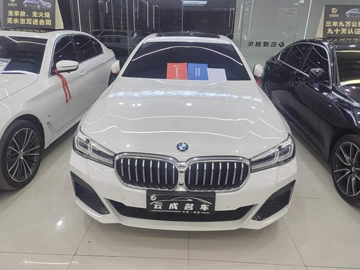 Фото 2 - BMW 5 Series