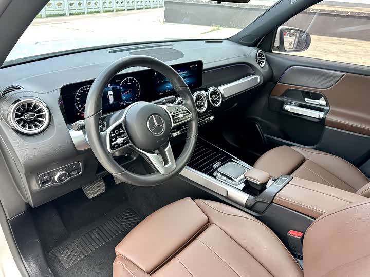 Фото 4 - Mercedes-Benz GLB-Class