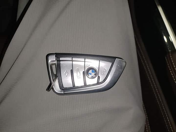 Zdjęcie 9 - BMW 7 Series