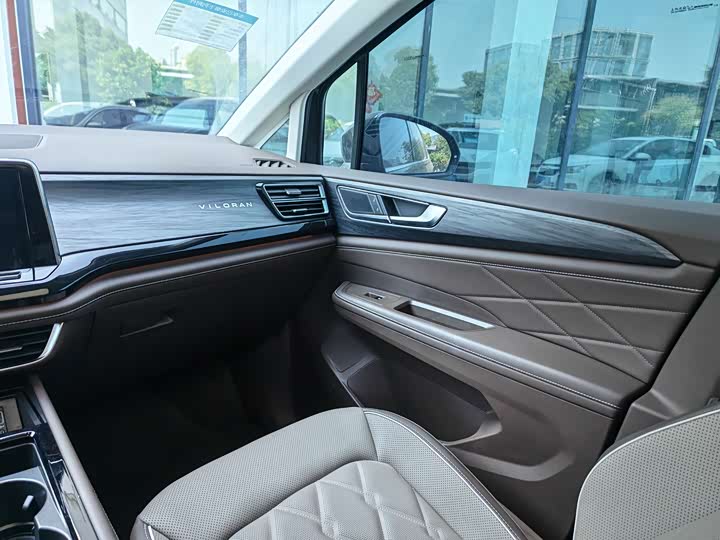 Volkswagen Viloran 2024 2024款 380TSI 尊贵版