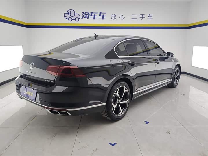 Фото 3 - Volkswagen Magotan