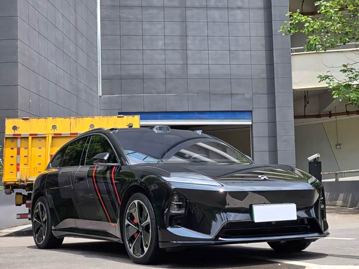 2025 Nio ET5T