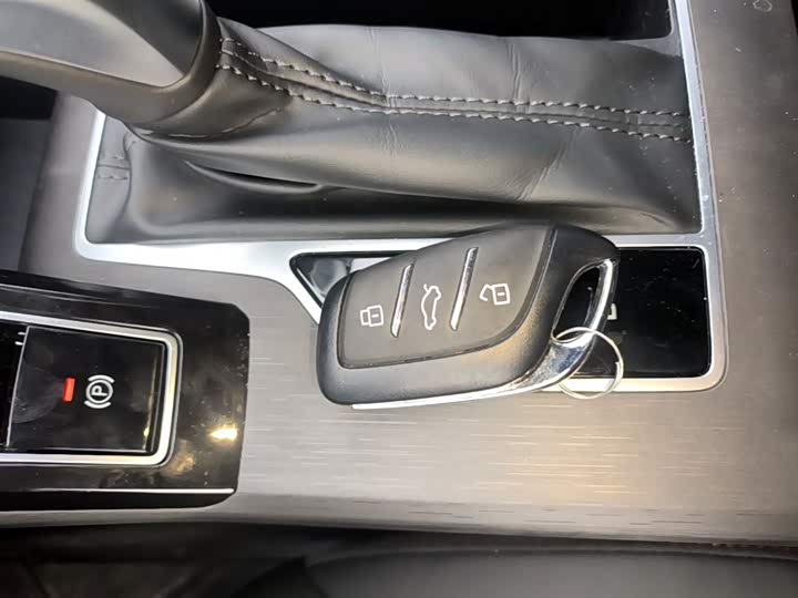 Roewe i5 2026 2026款 1.5L CVT豪华版