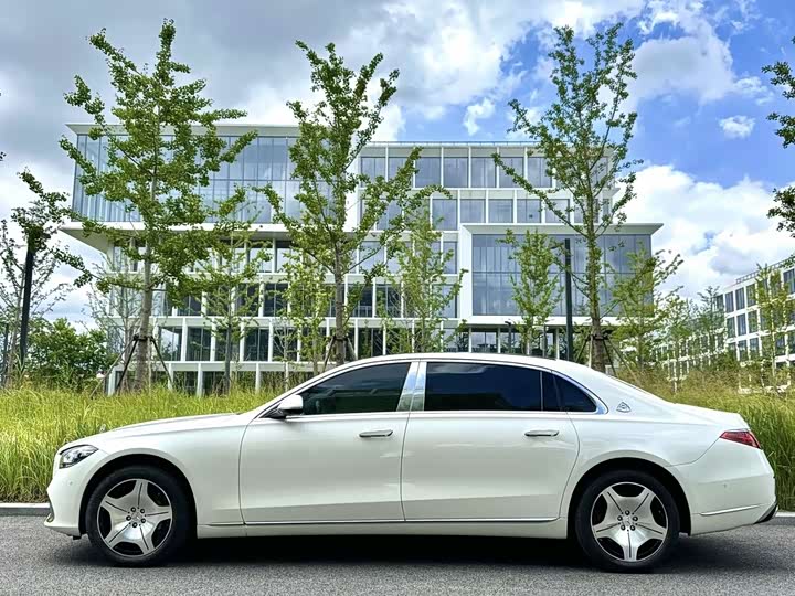 Фото 3 - Mercedes-Benz Maybach S-Class