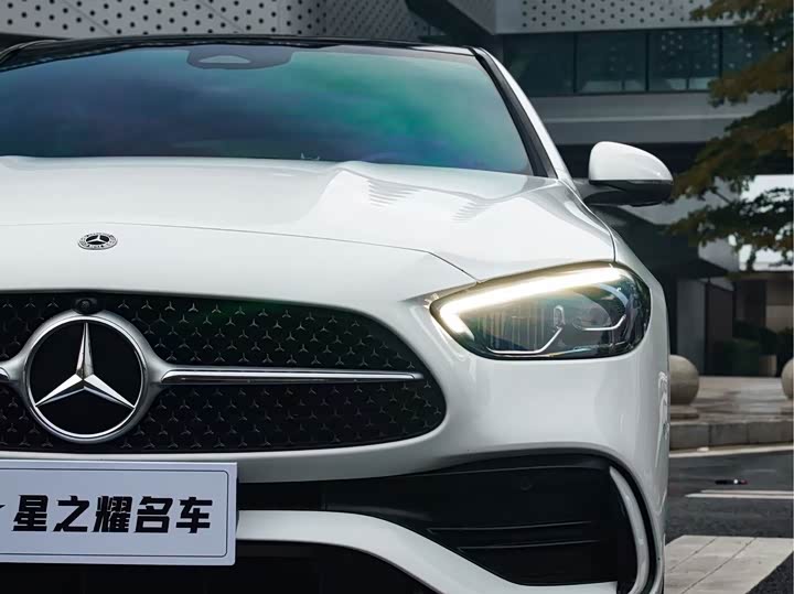 Фото 8 - Mercedes-Benz C-Class