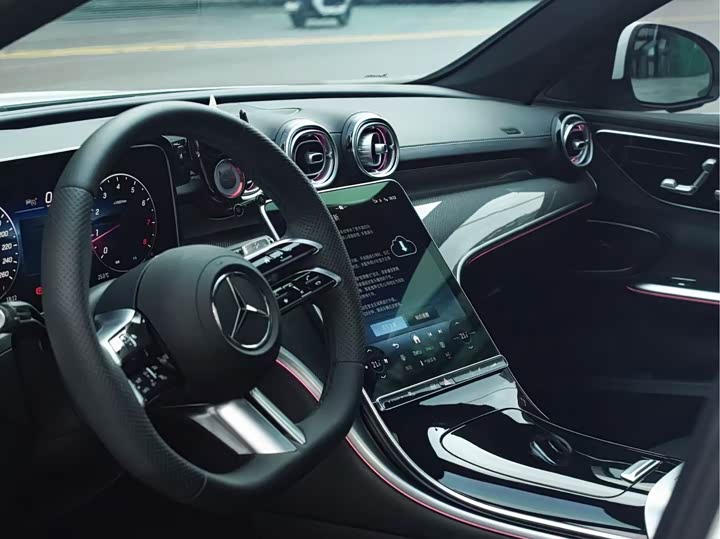 Фото 9 - Mercedes-Benz C-Class