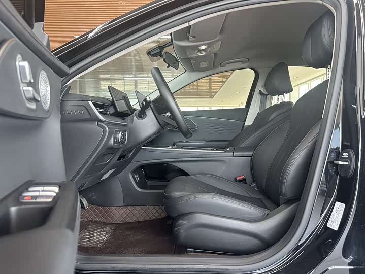 Chery Fulwin A8L 2025 2025款 1.5TGDI 145km 标准型