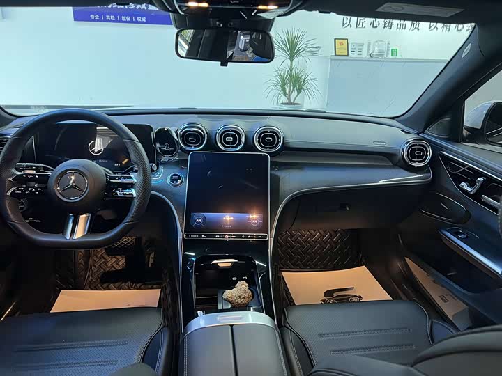 Фото 6 - Mercedes-Benz C-Class