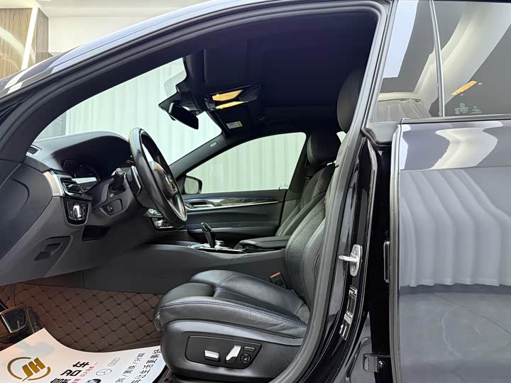 BMW 6 Series GT 2022 2022款 630i M运动套装