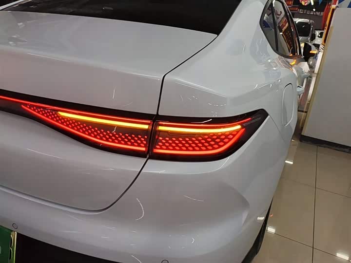 Фото 8 - BYD Seal 05 DM-i Hybrid