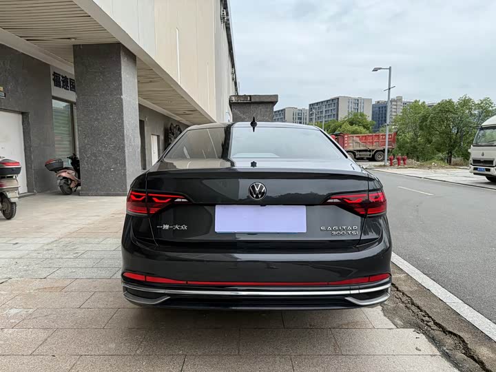 Фото 7 - Volkswagen Sagitar L