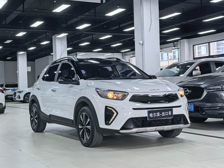 Kia KX1 2021 2021款 1.4L CVT趣享天窗款