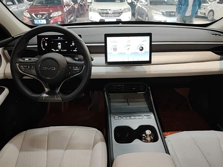 BYD Seal 05 DM-i Hybrid 2026 2026款 DM-i 128KM豪华型
