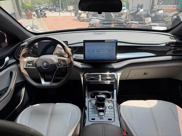 Фото 5 - BYD Qin Plus