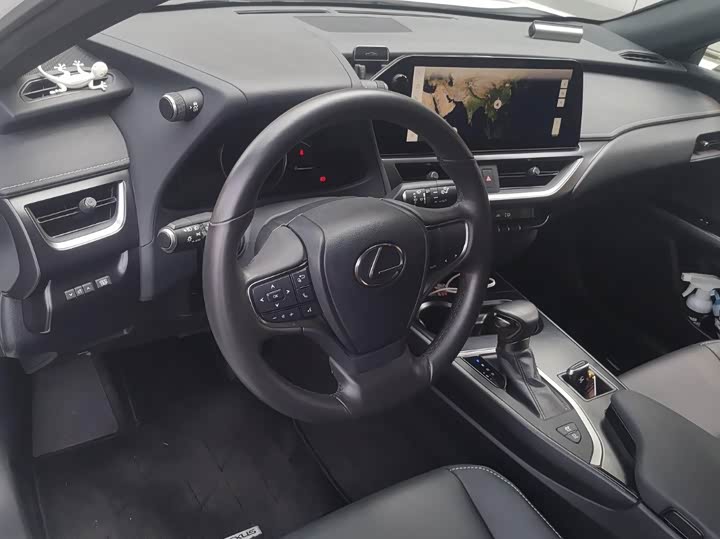 Lexus UX 2022 2022款 260h 探·酷版
