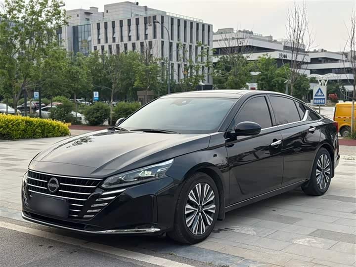 Zdjęcie 2 - Nissan Teana
