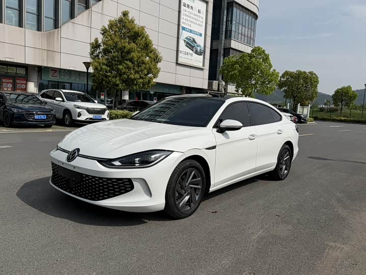 Volkswagen Lamando L 2024 2024款 凌渡L 280TSI DSG炫辣版