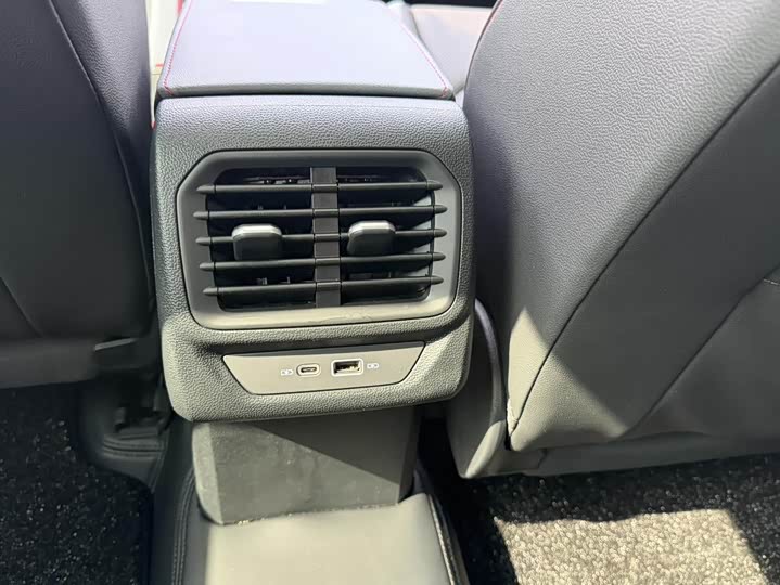 Volkswagen Lamando L 2024 2024款 凌渡L 280TSI DSG炫辣版