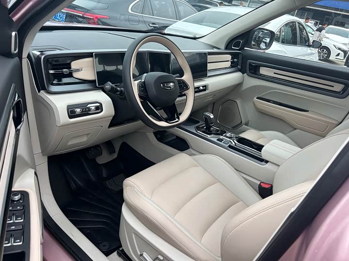 Geely Icon 2023 2023款 1.5TD 巧克力醇巧版