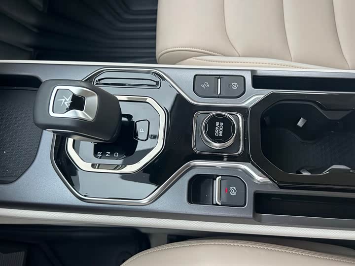 Geely Icon 2023 2023款 1.5TD 巧克力醇巧版