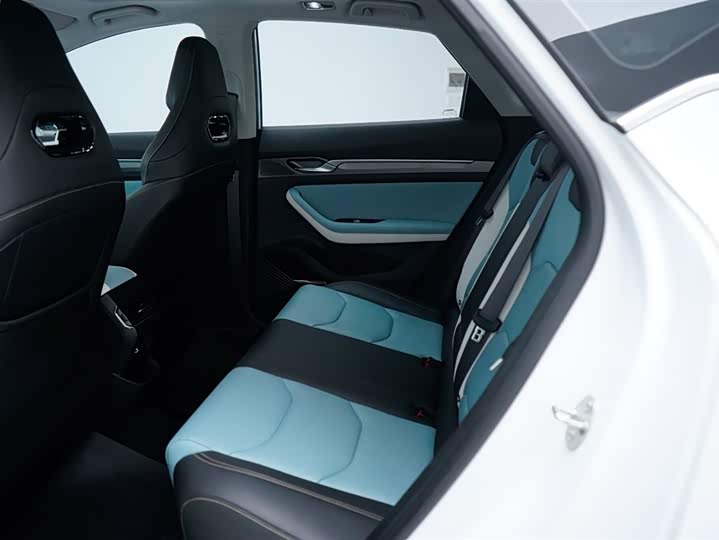 2022 Geely Emgrand GS