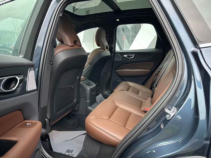 Фото 5 - Volvo XC60 Hybrid