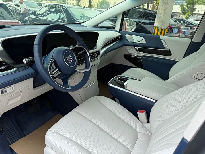 Buick GL8 Century 2025 2025款 2.0T 七座蕴世版