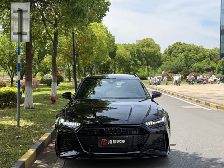 2025 Audi RS 6